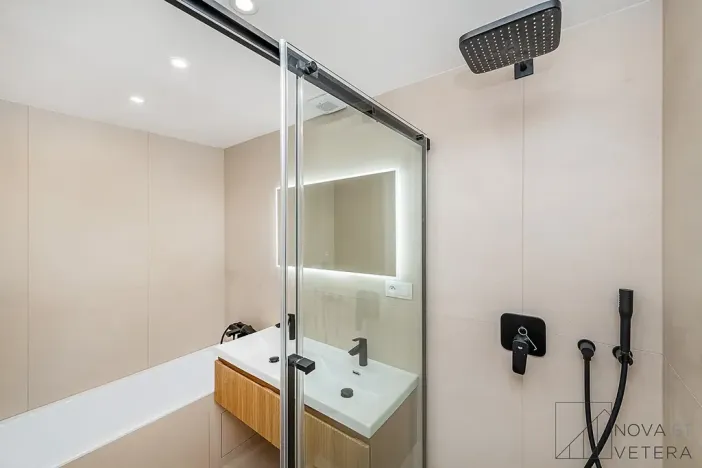 Prodej bytu 4+kk, Praha - Žižkov, Křivá, 100 m2