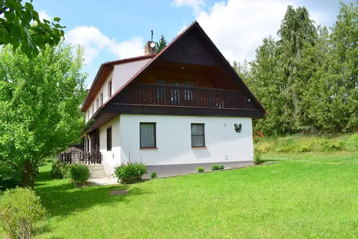 Prodej rodinného domu, Čestice, 320 m2