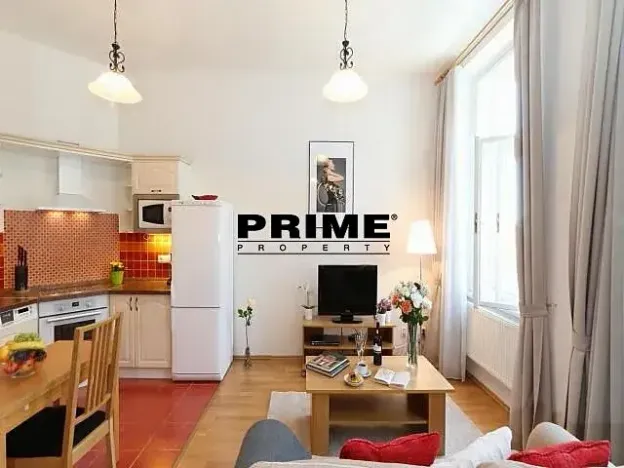 Pronájem bytu 1+kk, Praha - Vinohrady, Sázavská, 35 m2