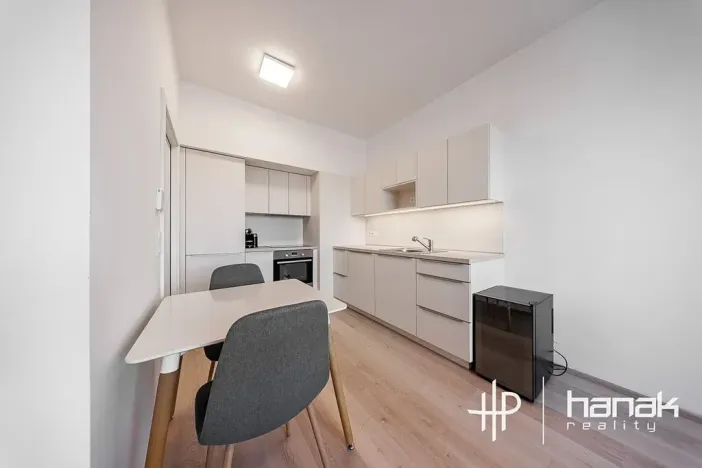 Prodej bytu 2+kk, Olomouc, Wolkerova, 61 m2