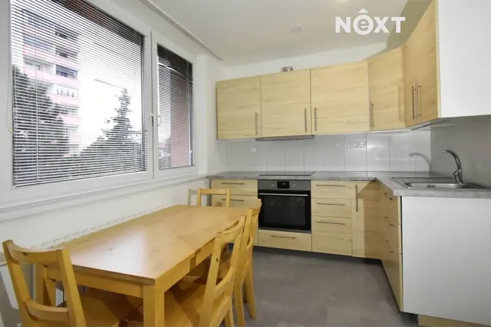 Pronájem bytu 3+1, Břeclav, 76 m2