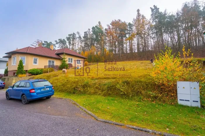 Prodej pozemku pro bydlení, Dačice, U Třech křížů, 713 m2