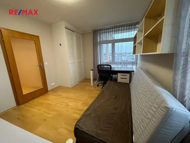 Pronájem bytu 3+kk, Praha - Strašnice, Vinohradská, 96 m2