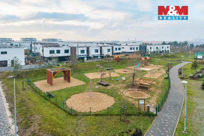 Prodej bytu 2+kk, Praha - Dolní Měcholupy, Honzíkova, 54 m2