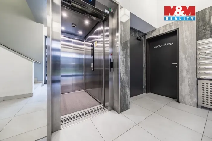 Prodej bytu 2+kk, Praha - Dolní Měcholupy, Honzíkova, 52 m2