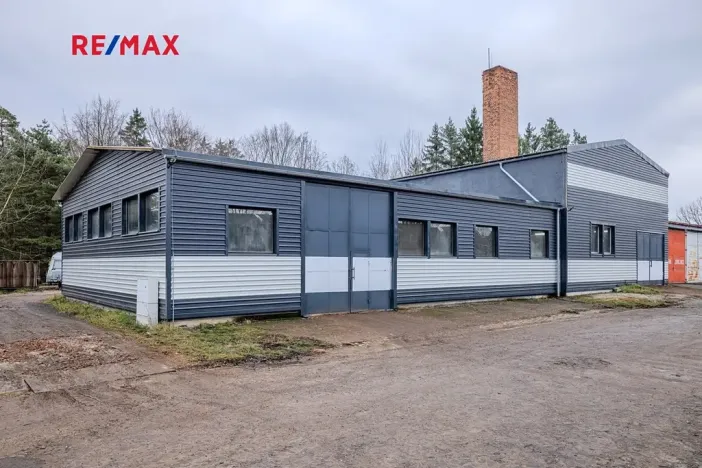 Prodej výrobních prostor, Neuměř, 405 m2
