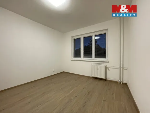 Pronájem bytu 2+1, Praha - Strašnice, U krbu, 55 m2
