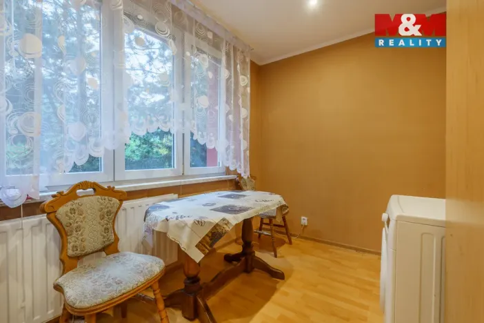 Prodej bytu 3+1, Chomutov, Zahradní, 76 m2