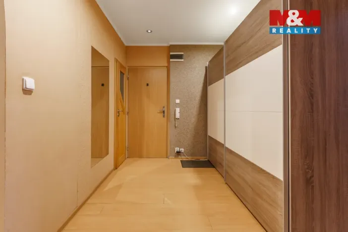 Prodej bytu 3+1, Chomutov, Zahradní, 76 m2