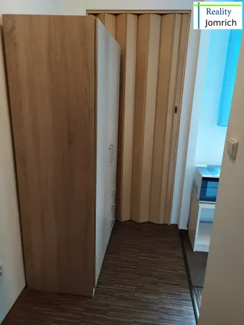 Pronájem bytu 1+kk, Liberec, Česká, 30 m2