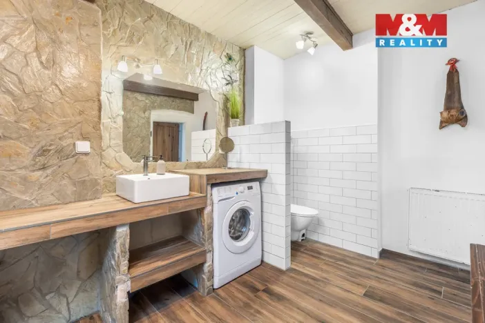 Prodej bytu 4+1, Velvary, Tyršova, 218 m2