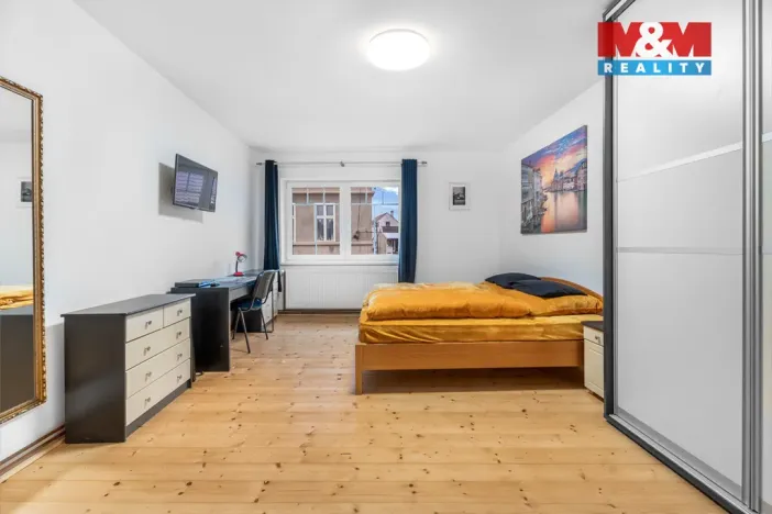 Prodej bytu 4+1, Velvary, Tyršova, 218 m2