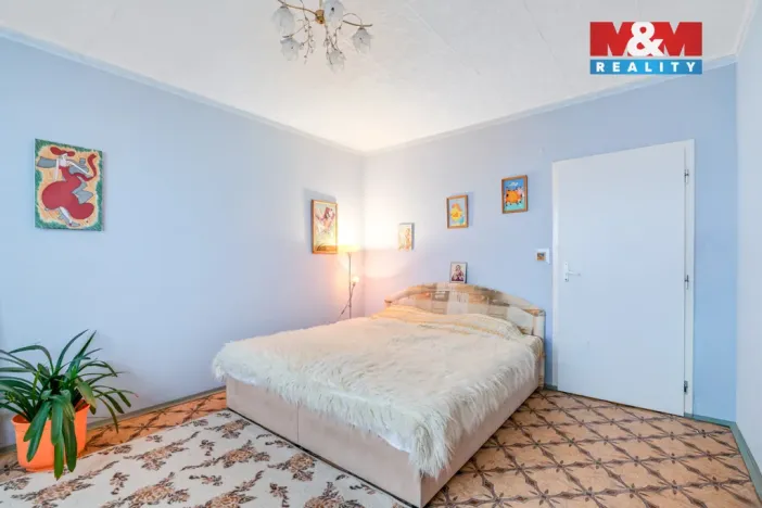 Prodej bytu 3+1, Krupka - Maršov, Karla Čapka, 79 m2