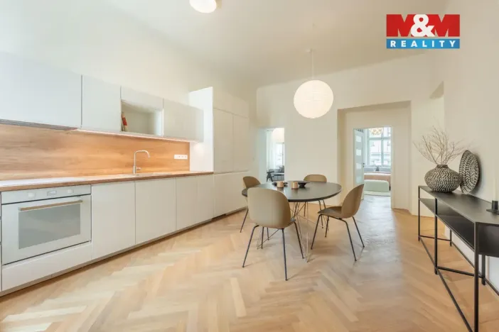 Prodej bytu 3+1, Praha - Vinohrady, Balbínova, 96 m2