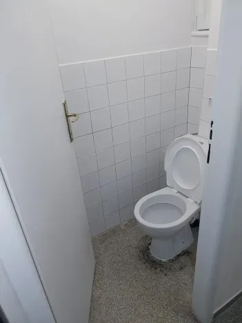 Pronájem obchodního prostoru, Praha - Holešovice, Františka Křížka, 90 m2