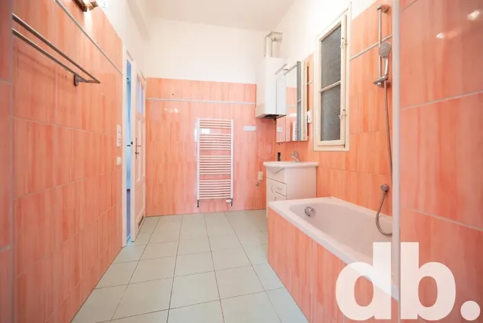 Pronájem bytu 3+1, Praha - Vinohrady, Bělehradská, 100 m2