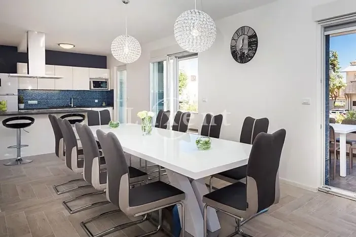 Prodej rodinného domu, Rogoznica, Chorvatsko, 400 m2