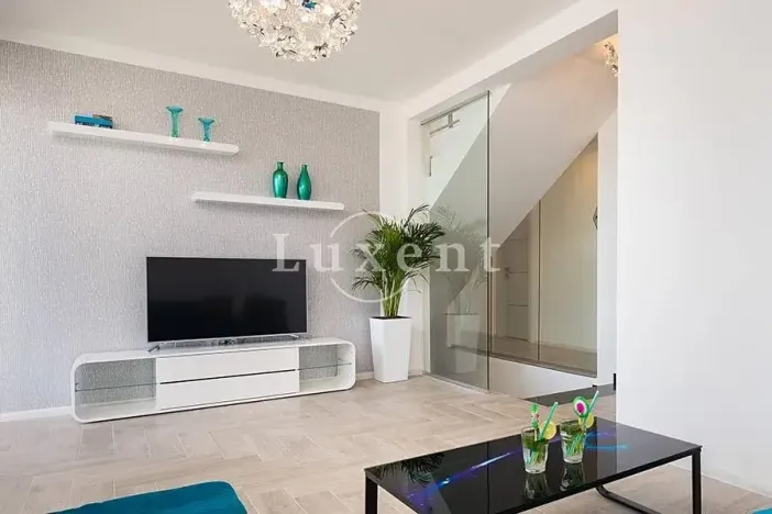 Prodej rodinného domu, Rogoznica, Chorvatsko, 400 m2