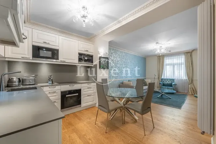 Prodej bytu 3+kk, Karlovy Vary, Vřídelní, 105 m2