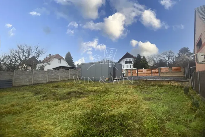 Pronájem chaty, Praha - Horní Počernice, bratranců Veverkových, 26 m2