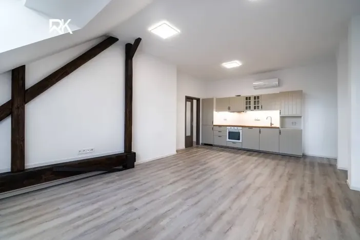 Pronájem bytu 3+kk, Kolín, Pražská, 75 m2