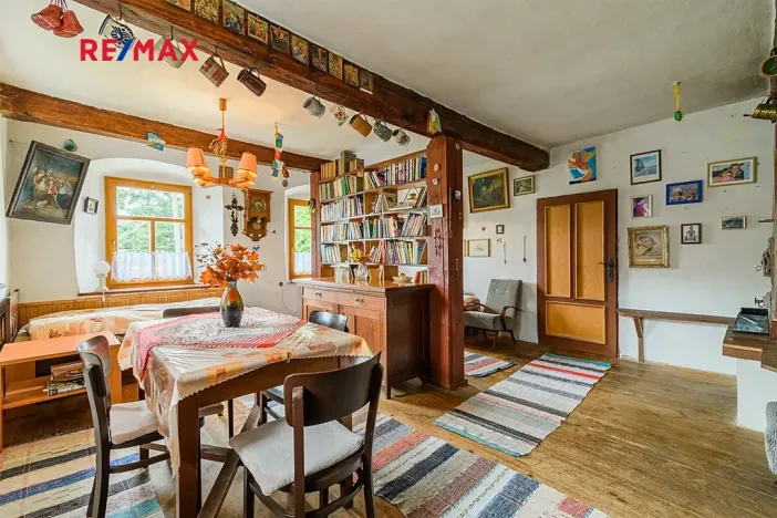 Prodej rodinného domu, Planá, 300 m2