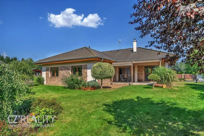Prodej rodinného domu, Babice, Sportovní, 160 m2