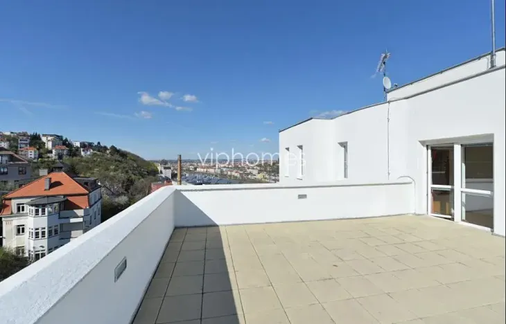 Pronájem vily, Praha - Smíchov, Nový Zlíchov, 800 m2