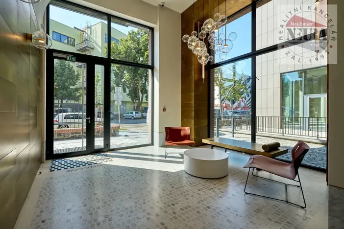 Pronájem bytu 2+kk, Praha - Holešovice, Jankovcova, 65 m2