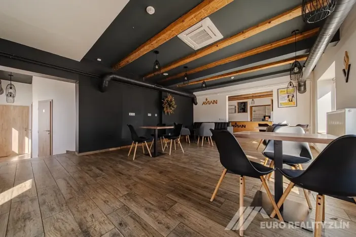 Pronájem restaurace, Otrokovice, Dr. E. Beneše, 237 m2