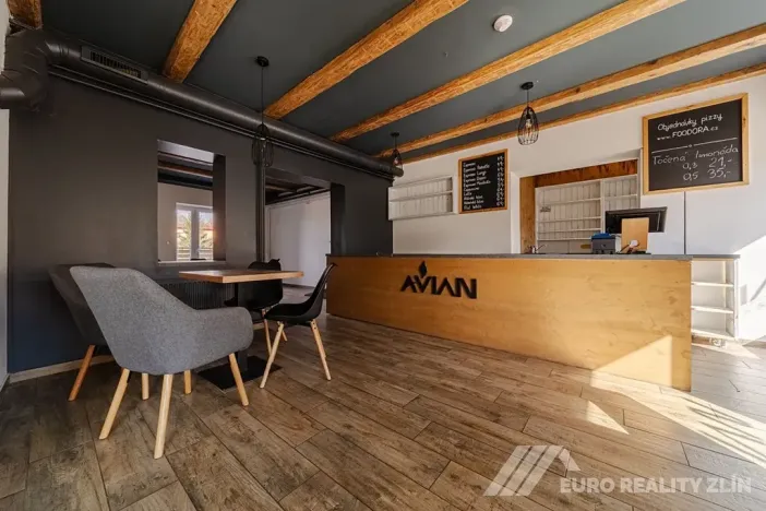 Pronájem restaurace, Otrokovice, Dr. E. Beneše, 237 m2
