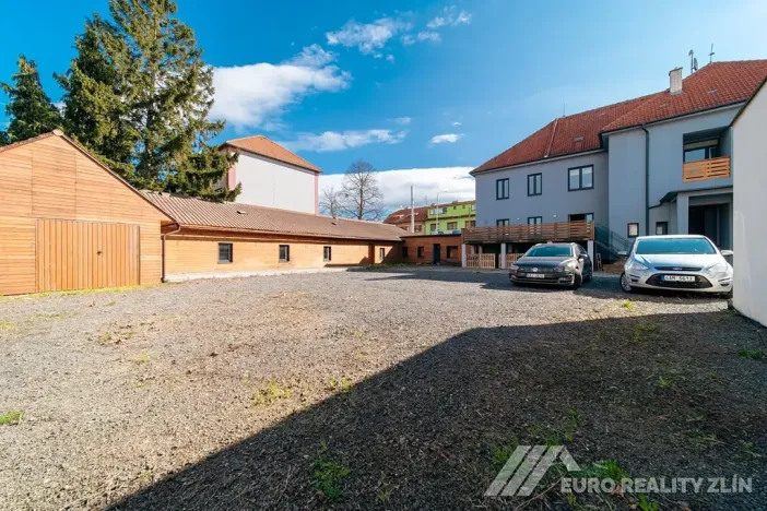 Pronájem restaurace, Otrokovice, Dr. E. Beneše, 237 m2