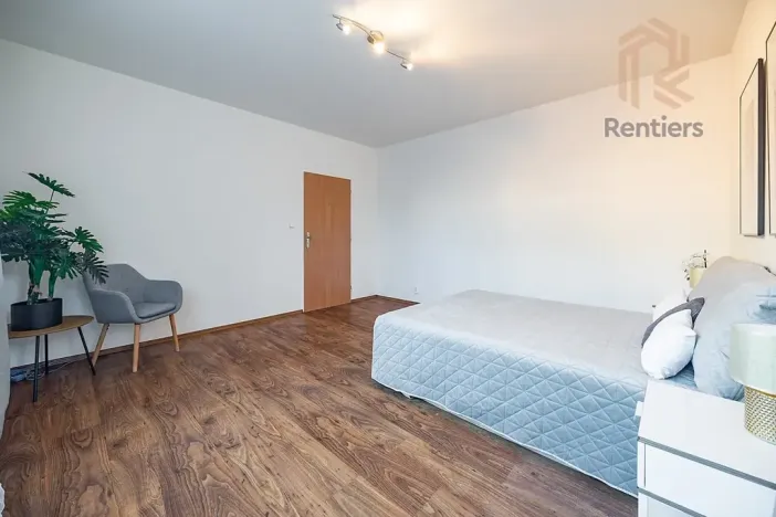 Prodej bytu 2+kk, Praha - Újezd nad Lesy, Domanovická, 67 m2