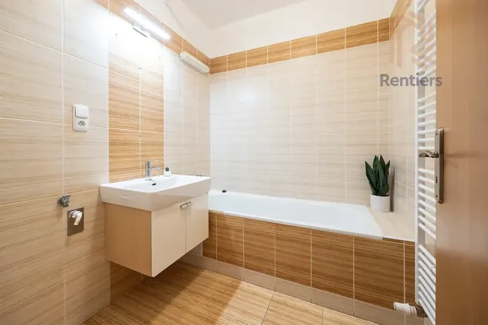 Prodej bytu 2+kk, Praha - Újezd nad Lesy, Domanovická, 67 m2