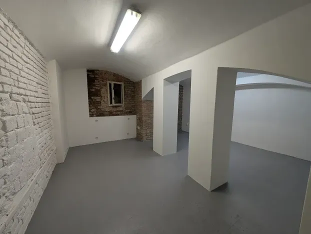 Pronájem komerční nemovitosti, Praha - Bubeneč, Sochařská, 55 m2