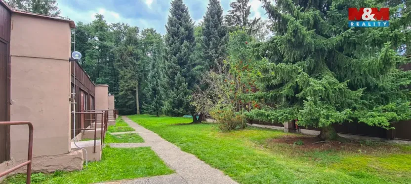 Prodej ubytování, Staré Křečany - Valdek, 1670 m2