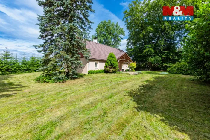 Prodej rodinného domu, Jindřichovice, 280 m2