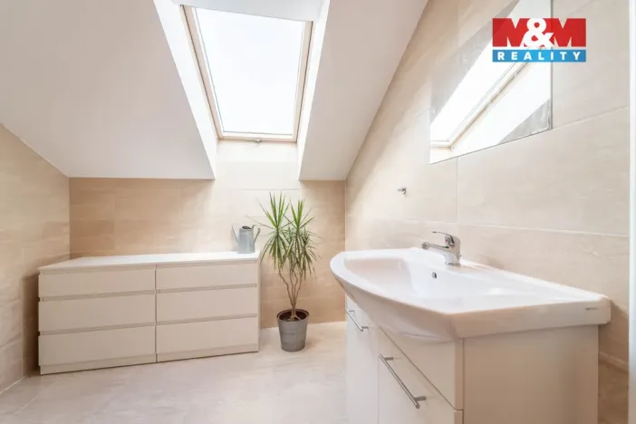 Prodej rodinného domu, Slatina, 128 m2