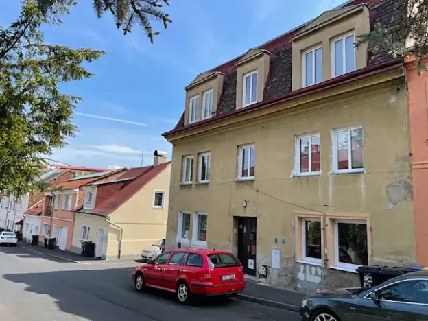 Pronájem bytu 1+kk, Teplice, Souběžná, 50 m2