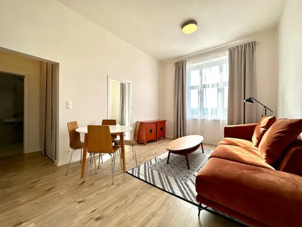 Pronájem bytu 3+kk, Praha, Zenklova, 58 m2