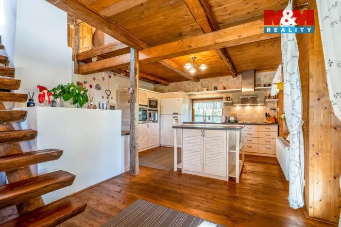 Prodej rodinného domu, Volary - Chlum, 279 m2