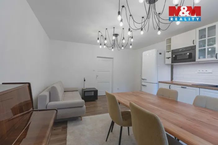 Prodej bytu 3+kk, Klatovy, Domažlická, 85 m2