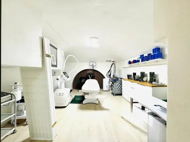 Pronájem obchodního prostoru, Praha - Nové Město, Dlážděná, 95 m2