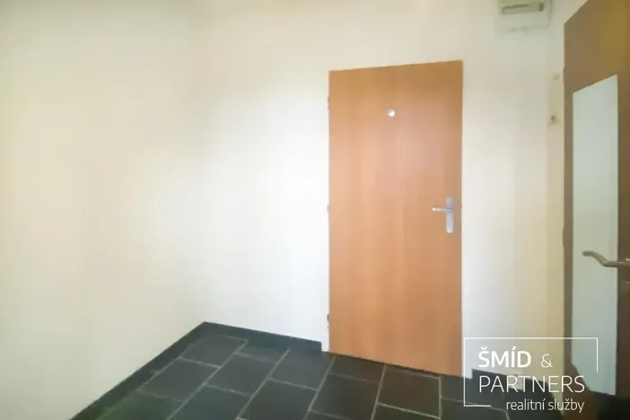 Pronájem bytu 1+1, Praha - Chodov, Bachova, 31 m2