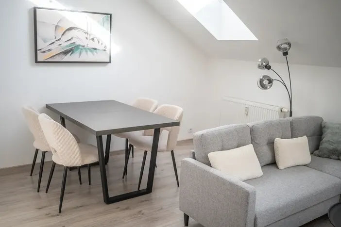 Pronájem bytu 2+kk, Praha - Libeň, Pod Labuťkou, 52 m2