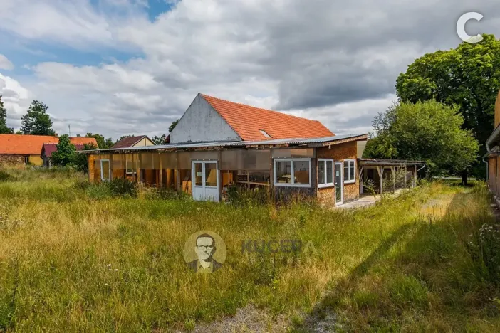 Prodej skladu, Velká Chmelištná, 550 m2