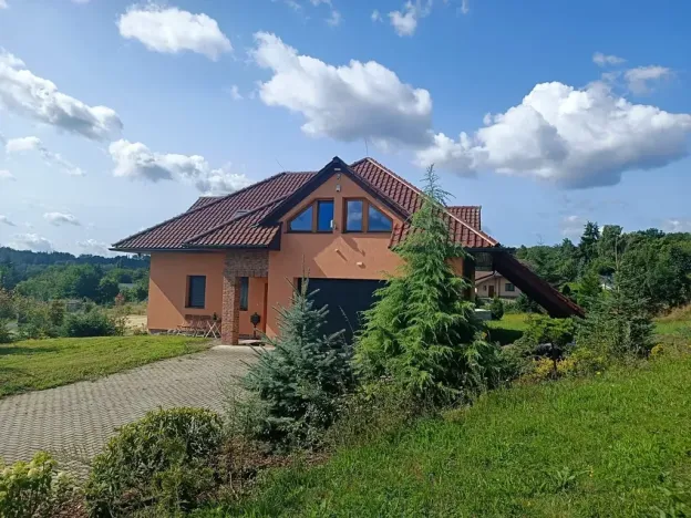 Prodej rodinného domu, Buš, 375 m2