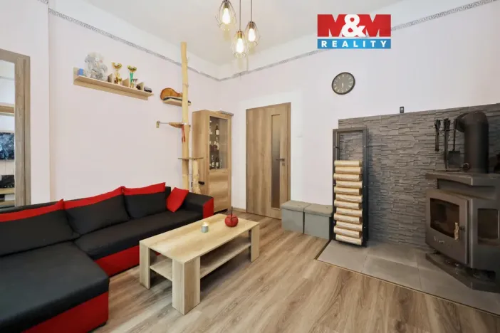 Prodej bytu 3+1, Úsobí, 73 m2