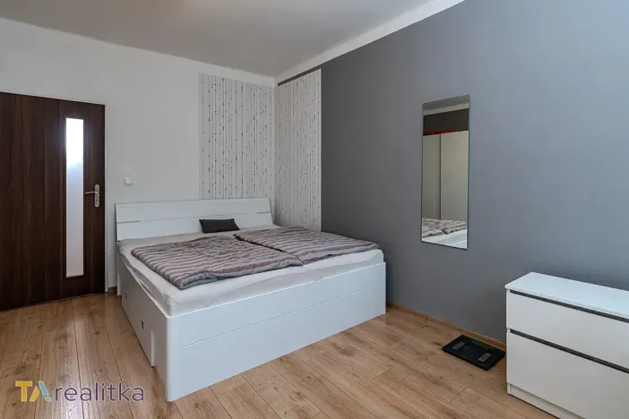 Prodej bytu 3+kk, Karviná, Mendelova, 77 m2