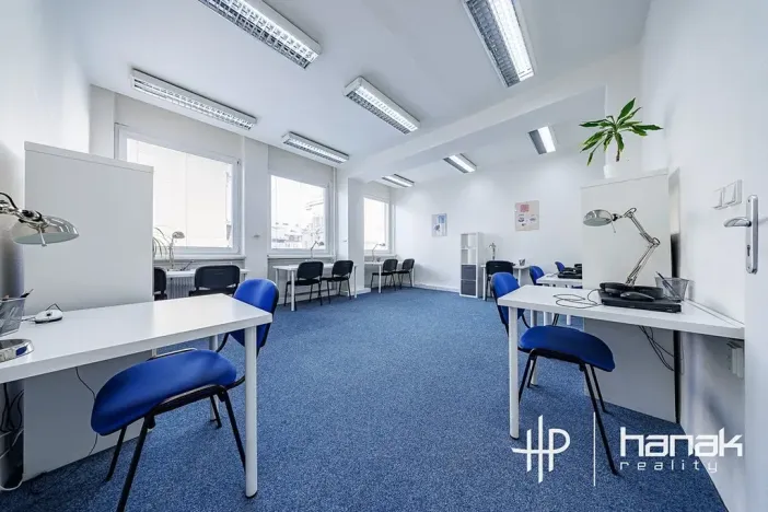 Pronájem kanceláře, Olomouc, Karolíny Světlé, 100 m2